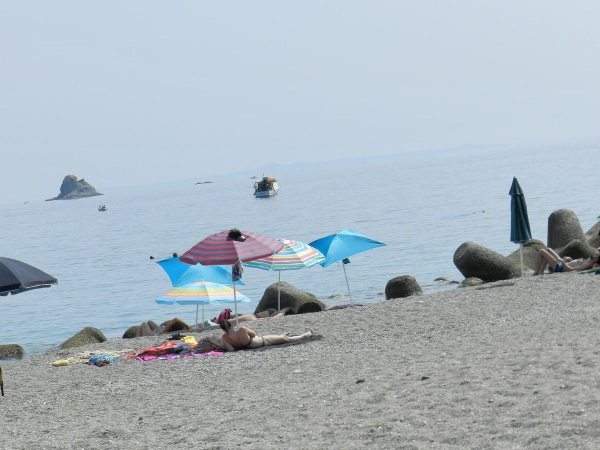 Apartment In Patti Marina: A Step Away From The Sea And From The Center! Εξωτερικό φωτογραφία